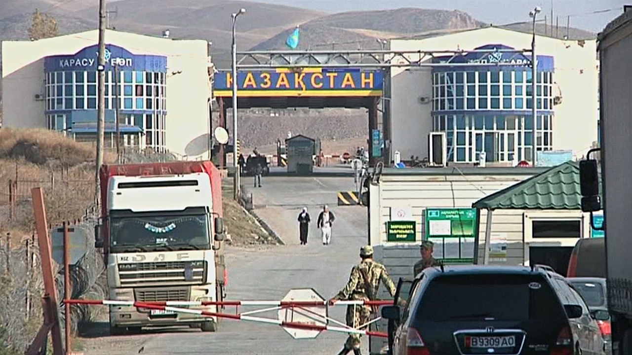 Противоречие между Бишкеком и Астаной вредит иностранным компаниям