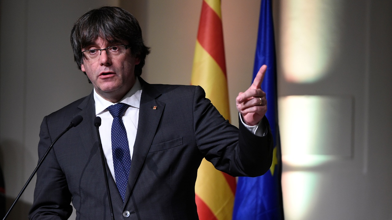 Пучдемон призвал Мадрид и ЕС уважать результаты предстоящих выборов