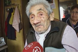 Чилийка приютила 99-летнего соседа, не думая, что тот проживёт ещё очень долго
