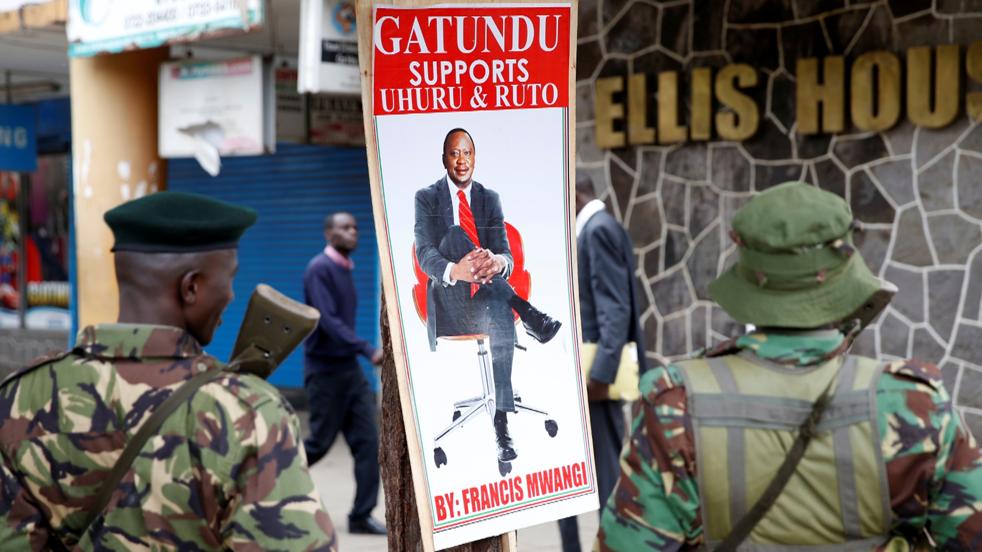 В Кении - протесты и празднования: Верховный суд поддержал переизбрание президента