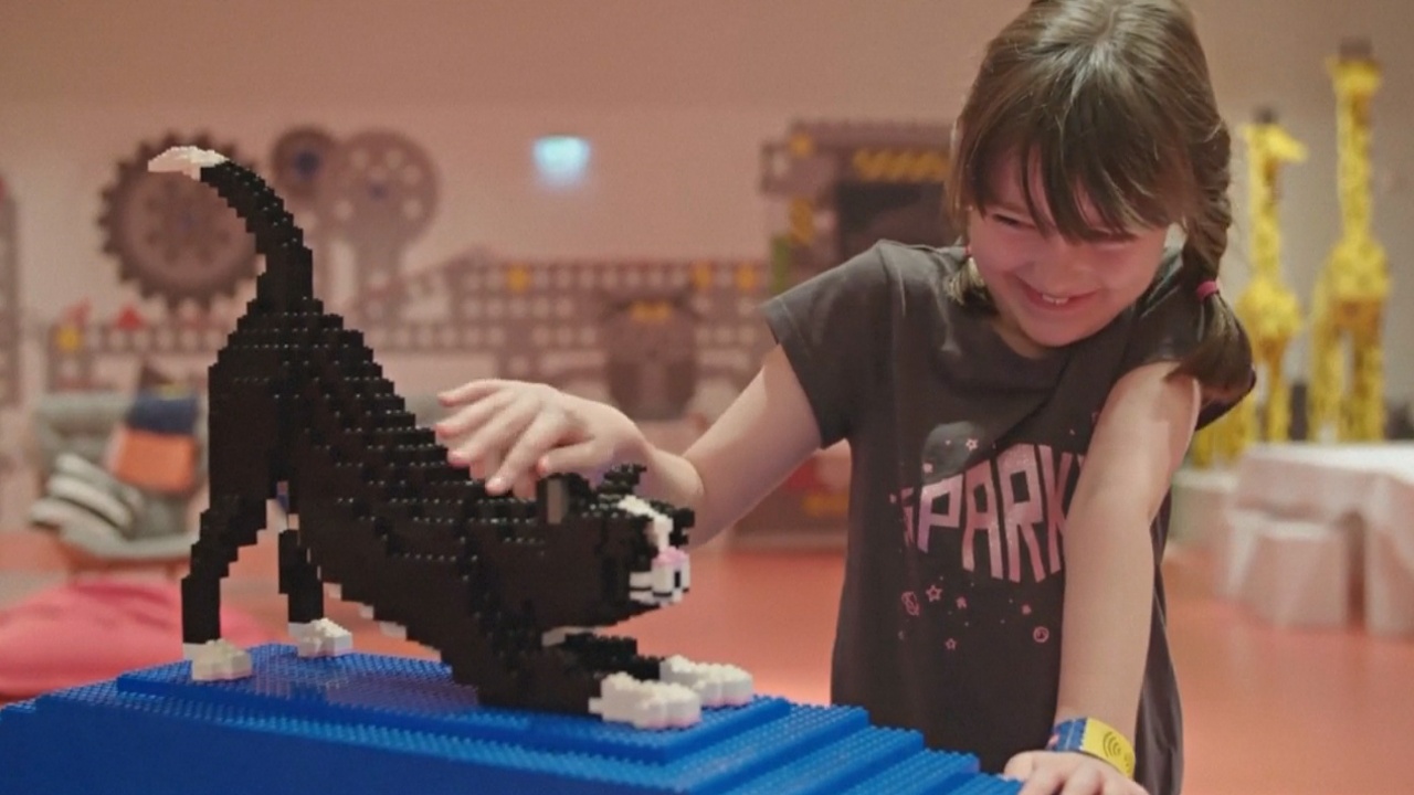 День и ночь в Lego House: шотландская семья пожила в окружении конструктора