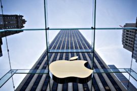На Apple подали судебные иски за замедление работы iPhone