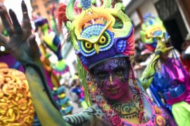 Карнавал Чёрных и Белых собрал в колумбийском городке тысячи человек
