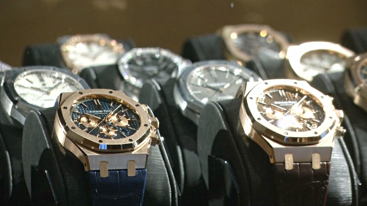 Швейцарские производители часов будут продавать модели секонд-хенд
