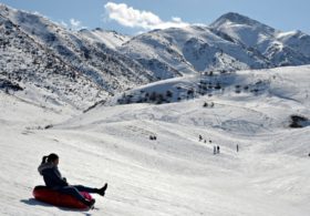 В горах Кыргызстана дождались снега и теперь ждут туристов