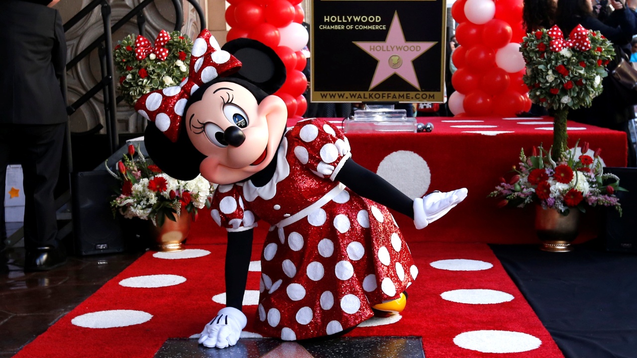 Минни-Маус получила звезду на голливудской «Аллее славы»