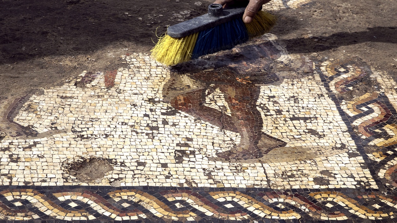 Искусно выложенную мозаику римского периода нашли в Израиле