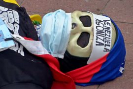 Венесуэльцы протестуют против нехватки лекарств