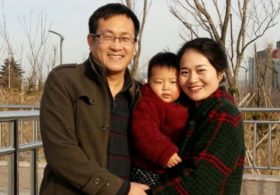 Жена заключённого китайского адвоката начала 100-километровый марш протеста