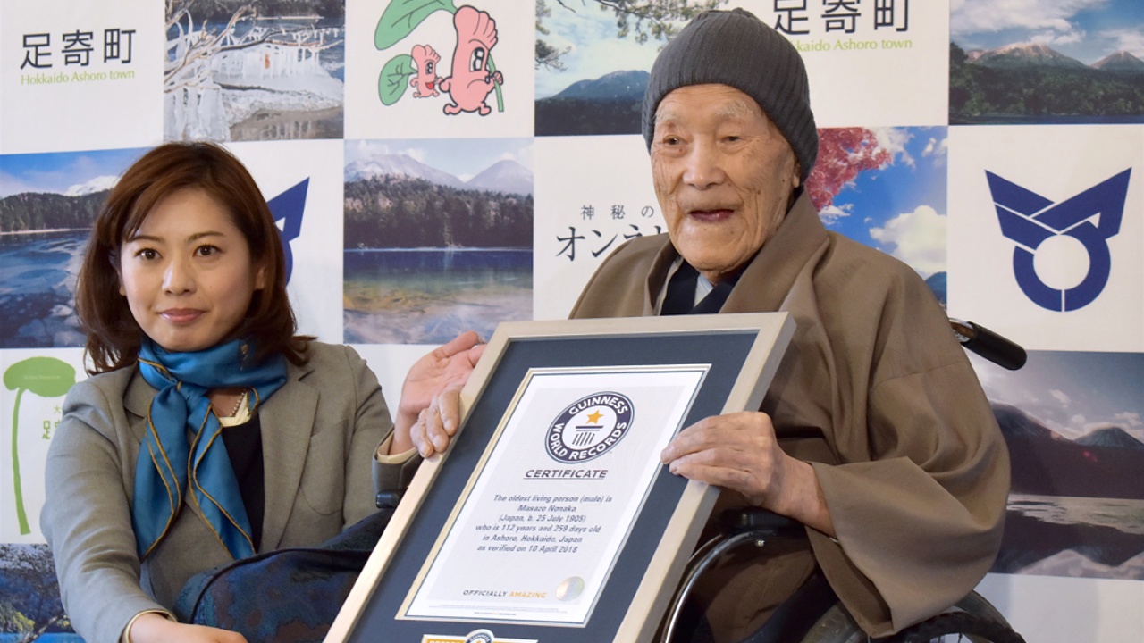 112-летний японец стал самым старым мужчиной на Земле