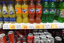 Новый налог на сахар в Великобритании призван помочь нации похудеть