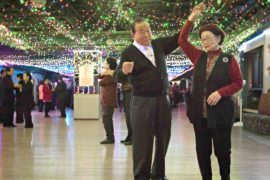 Стареющая Корея: как танцы помогают пожилым развеяться и забыть о проблемах