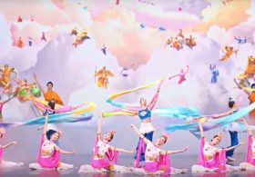 Shen Yun заряжает зрителей позитивной энергией