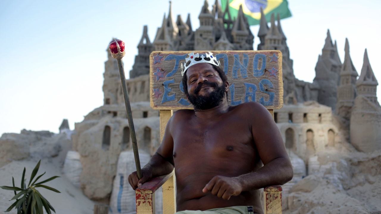 Как живёт король песочного замка в Рио-де-Жанейро