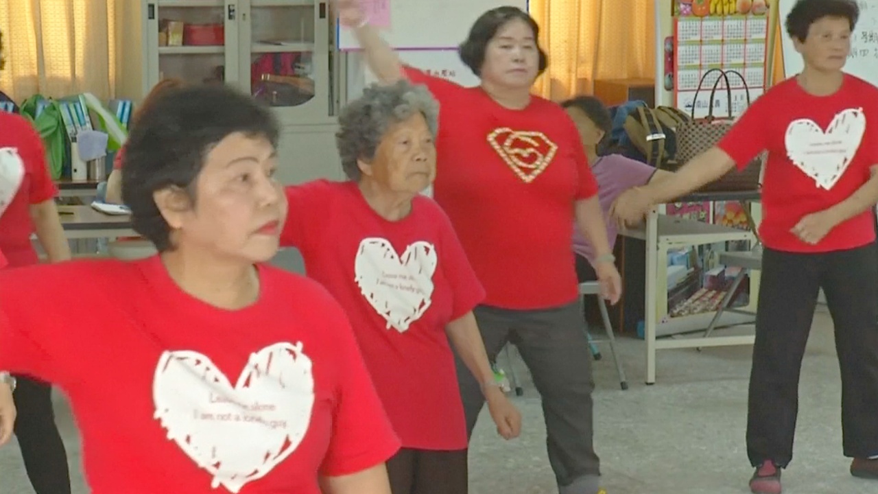 Бабушки и дедушки стали звёздами хип-хопа на Тайване