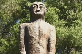 Австралийский город привлекает туристов загадочным существом йови