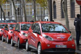 В Париже закрывают службу проката электромобилей Autolib