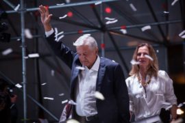 Кандидат от левых сил Лопес Обрадор станет президентом Мексики