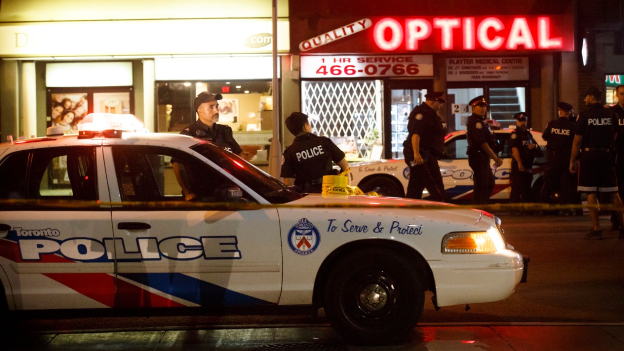 Стрельба в Торонто: одна погибшая и 13 раненых, включая ребёнка