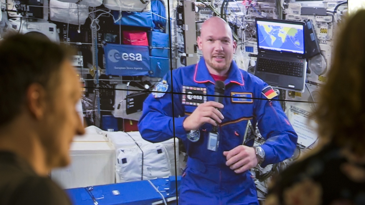 Астронавт Александр Герст позвонил с МКС землякам в Германию