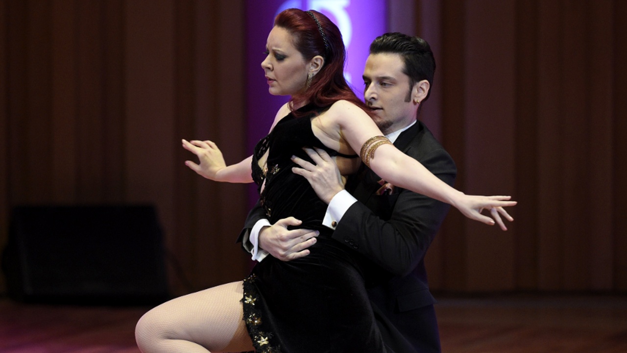 Чемпионат мира по танго стартовал в Буэнос-Айресе