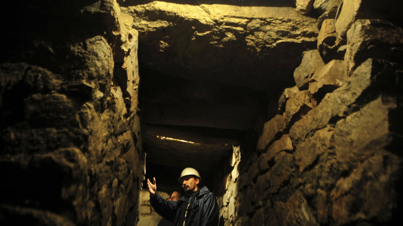 Древние подземные галереи и могилу нашли под руинами Чавин-де-Уантар
