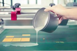 4 успешные истории брендированных футболок