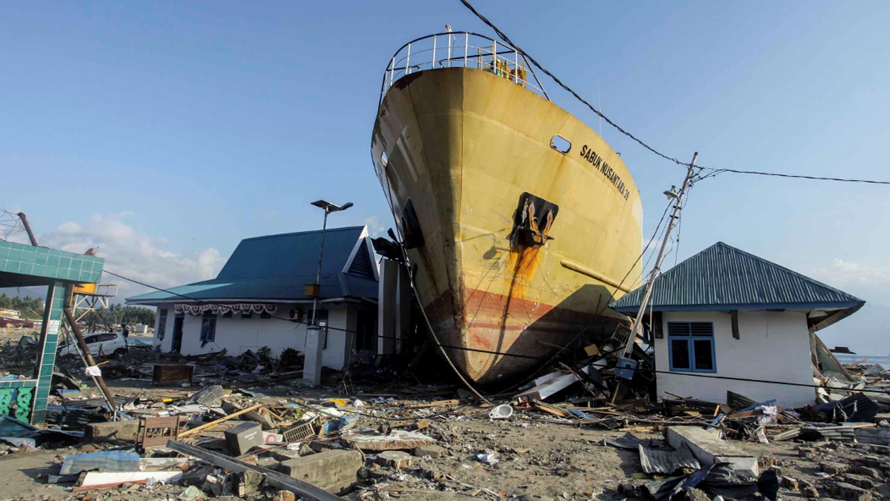 Сулавеси приходит в себя после разрушительного землетрясения