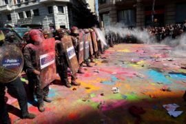 Протест и стычки с полицией: в Барселоне отметили годовщину референдума