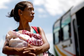 Венесуэльских мигрантов больше не хотят принимать за границей