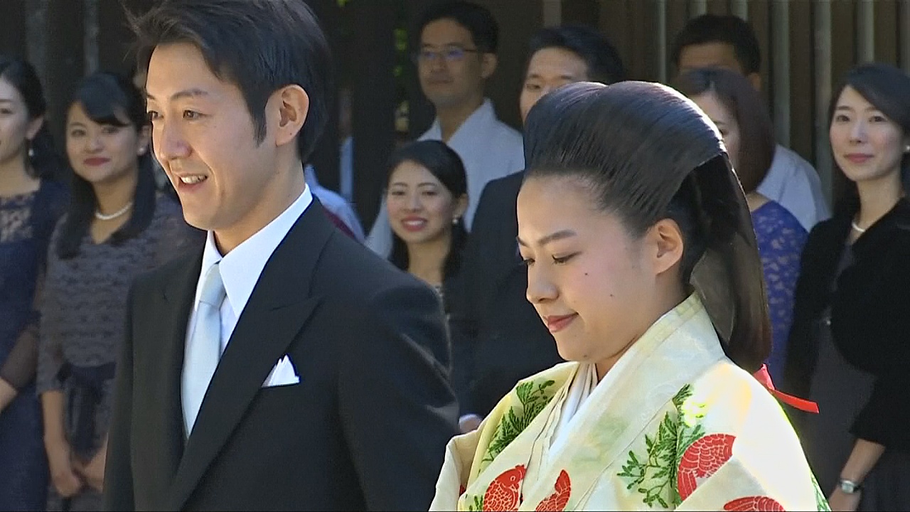 Японская принцесса Аяко вышла замуж и потеряла статус принцессы