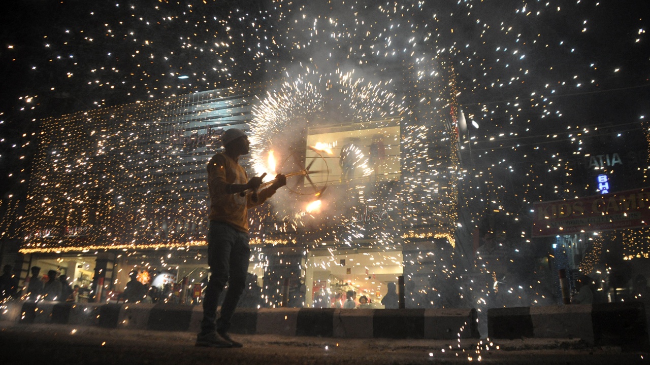 В Дели запретили продажу фейерверков перед праздником Дивали