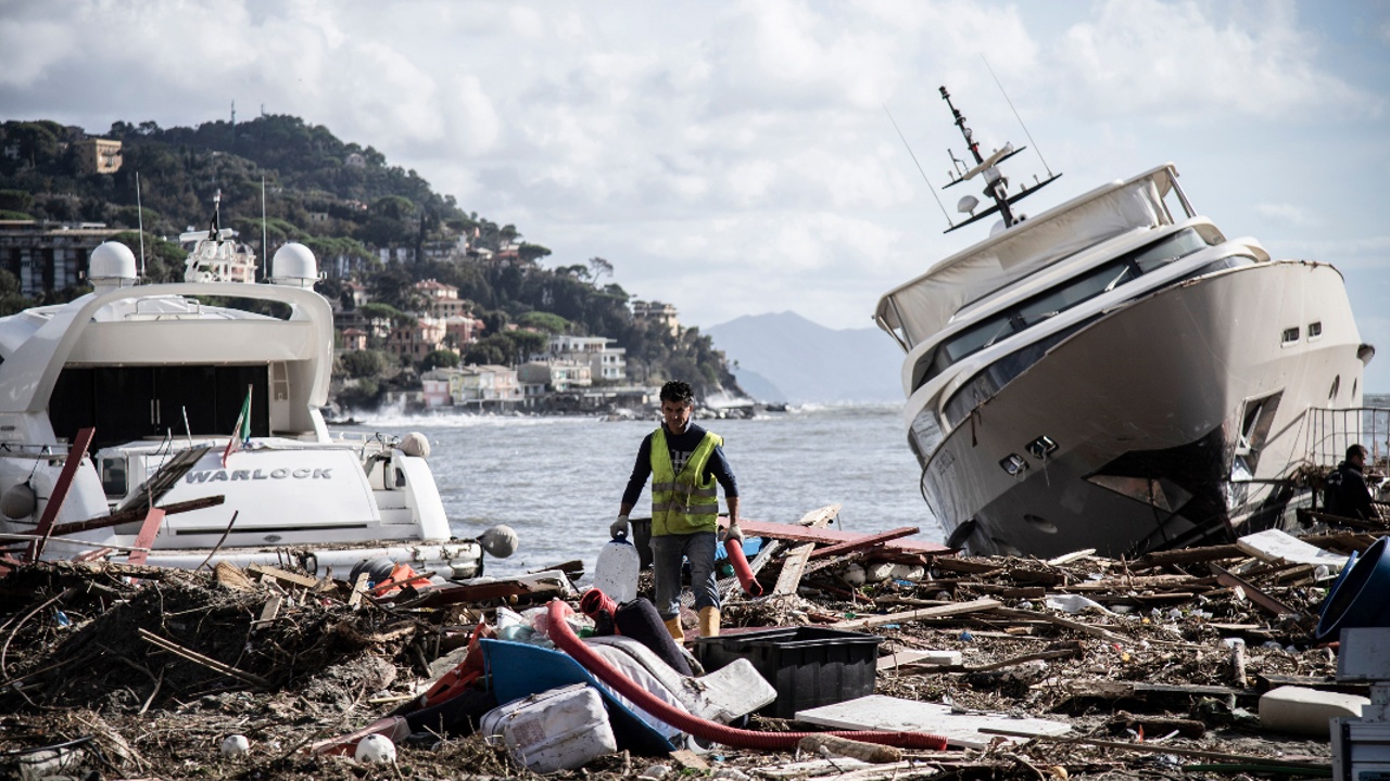 Непогода в Италии: жертв уже 29, на Сицилии погибла семья из 9 человек