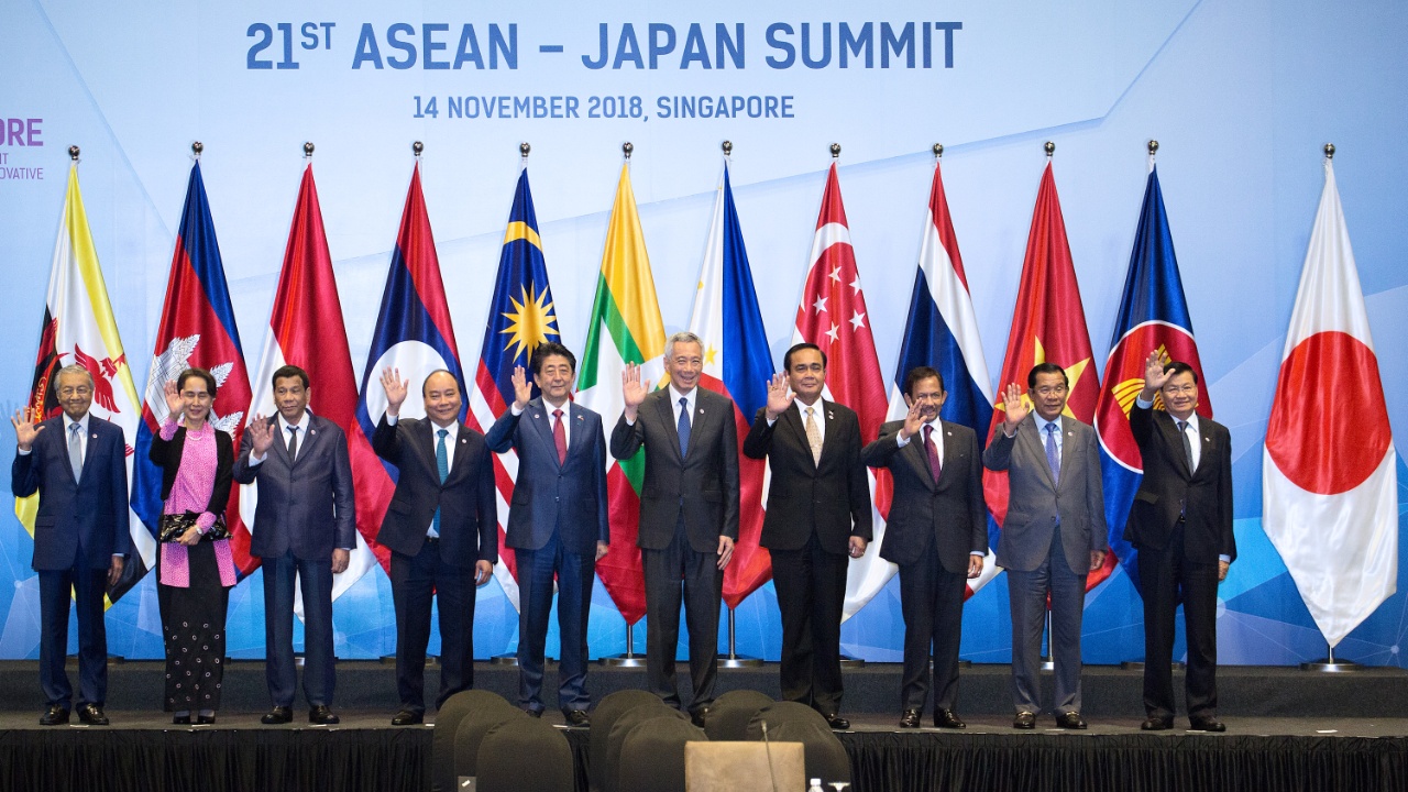 Лидеры АСЕАН договорились сотрудничать с Японией, Южной Кореей и Китаем