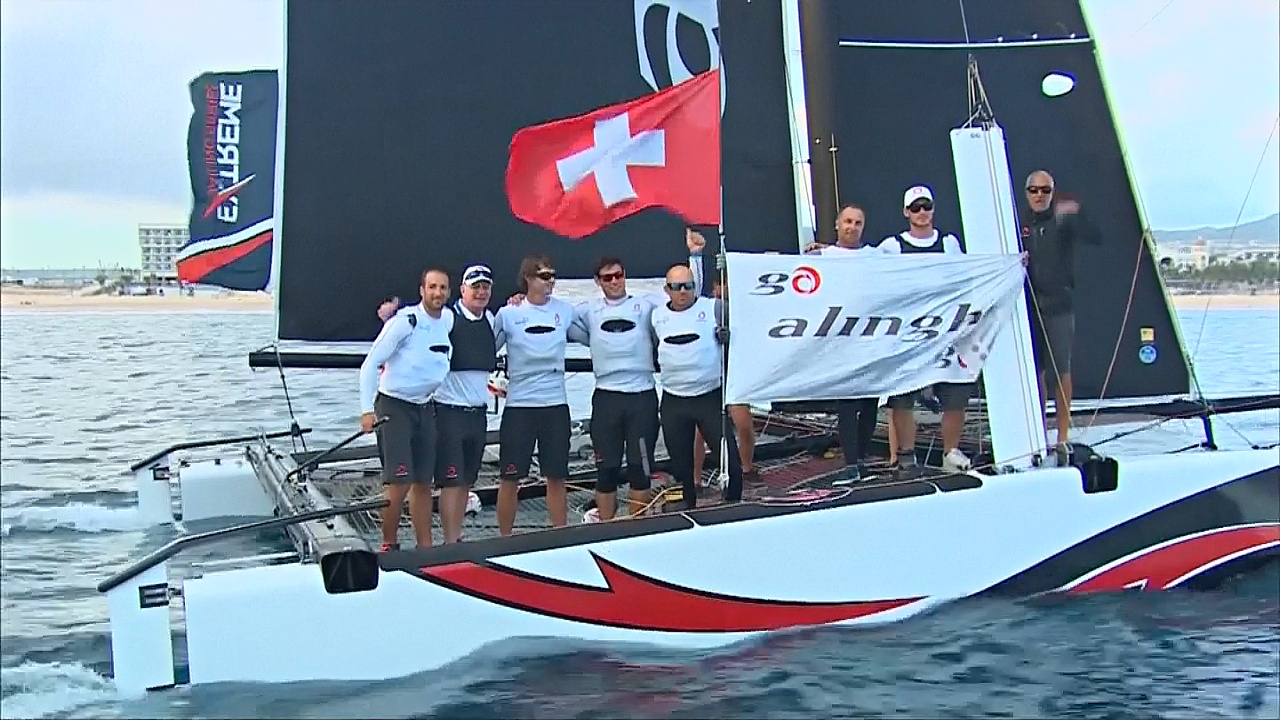 В гонках на катамаранах Extreme Sailing победили швейцарцы