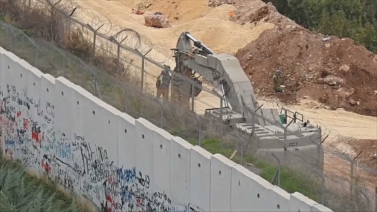 Израиль начал операцию по уничтожению тоннелей под границей с Ливаном