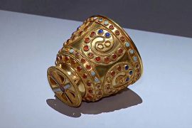 «Мудрость, воссозданная в золоте»: в Грузии представили древние шедевры