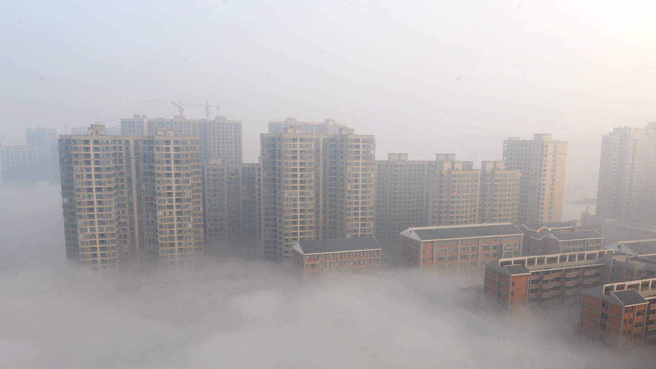 79 городов Китая окутал смог