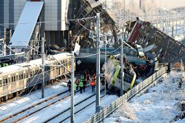 Крушение скоростного поезда в Анкаре: 9 погибших, 86 пострадавших