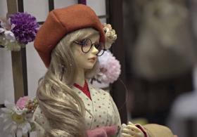 В Японии проходит традиционный фестиваль кукол
