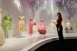 Выставка Dior рассказывает об истории модного дома
