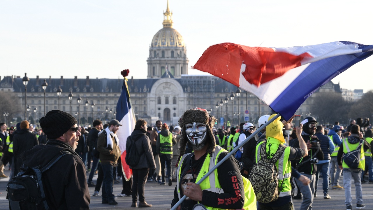 «Жёлтые жилеты» протестуют во Франции уже три месяца