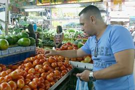 Магазины и рынки Венесуэлы открываются после масштабного отключения света