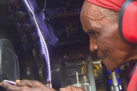 80-летняя кенийка создаёт стереосистемы для авто