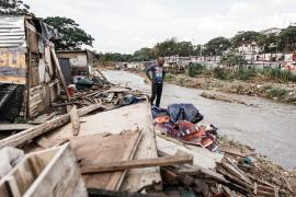 Наводнения и оползни в ЮАР: не менее 60 погибших