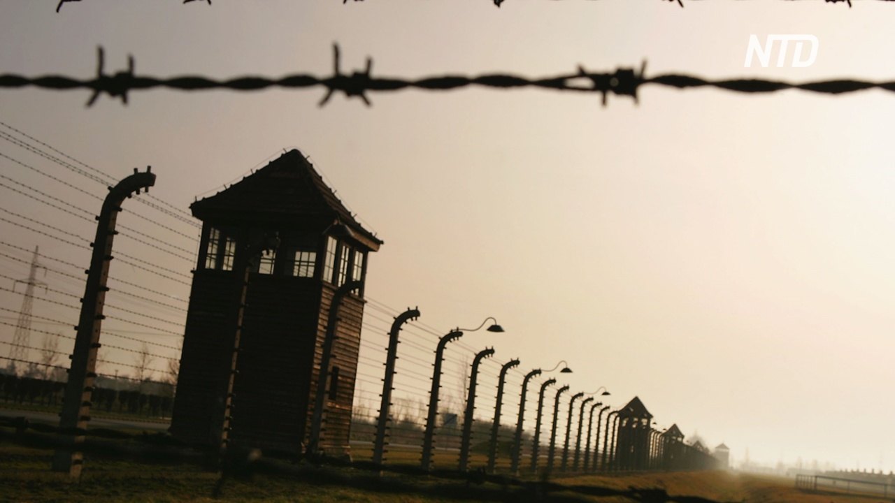 В лагере смерти Освенцим почтили память жертв Холокоста