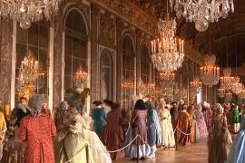 600 гостей приехали на бал в Версальский дворец