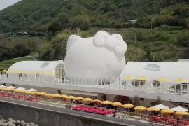 Новый ресторан Hello Kitty привлекает посетителей на остров Авадзи