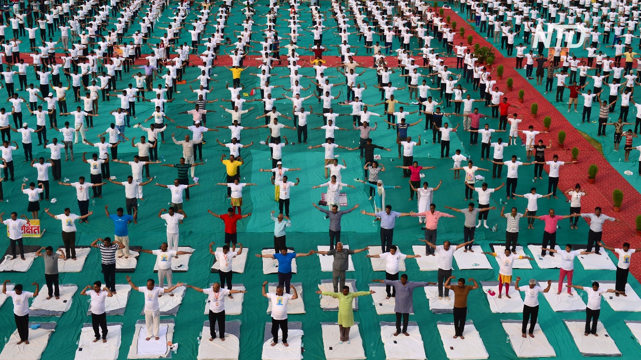 Как отметили Международный день йоги