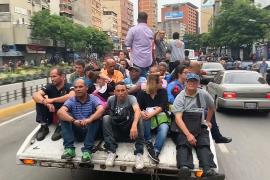 Более половины Венесуэлы осталось без света